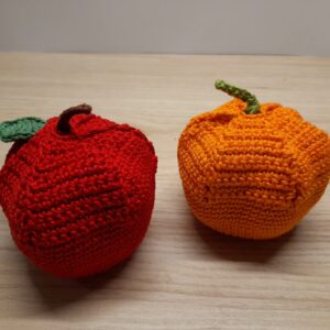 Horgolt pucolható alma, vagy narancs