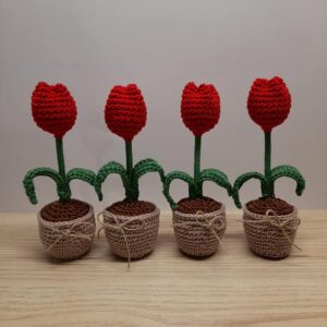 Horgolt tulipán- horgolt cserépben (1 szálas)